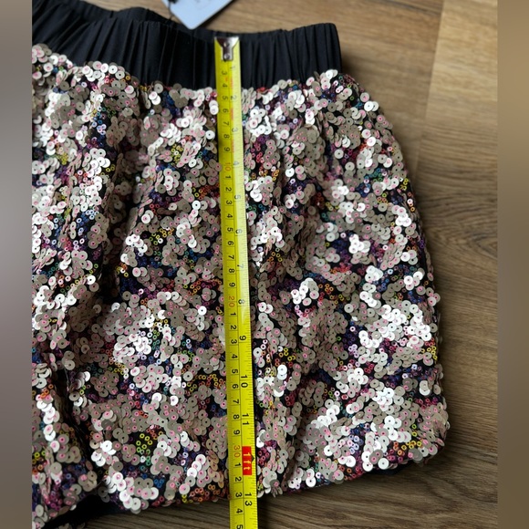Sparkle For You Shorts 🎀 - Picture 5 of 8